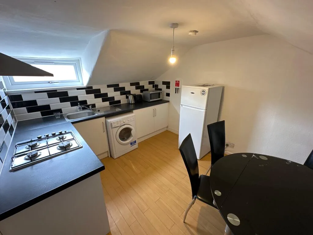 2 bedroom flat for rent
