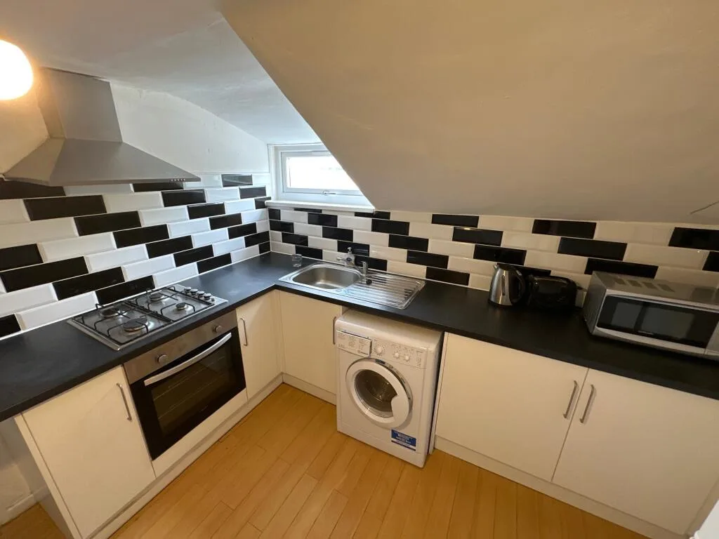 2 bedroom flat for rent