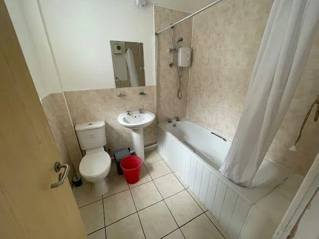 4 bedroom terraced house for rent