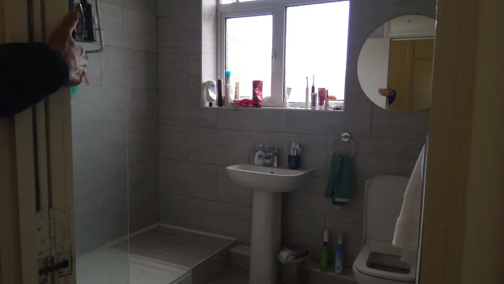 5 bedroom terraced house for rent