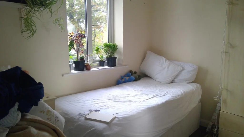 5 bedroom terraced house for rent