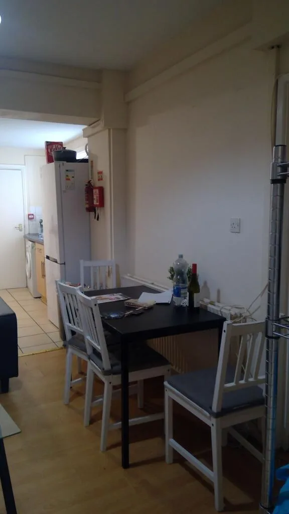 5 bedroom terraced house for rent
