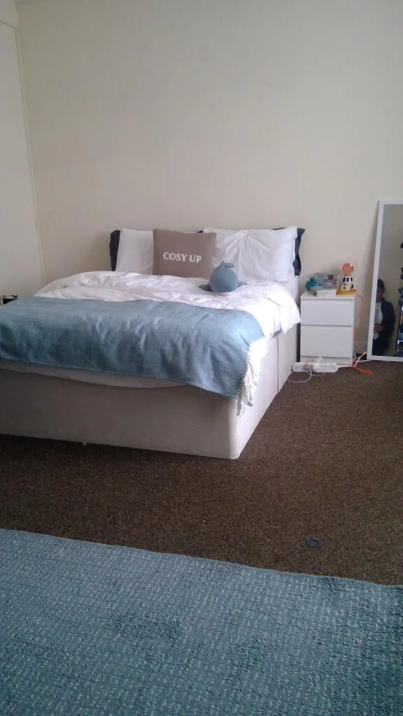 5 bedroom terraced house for rent