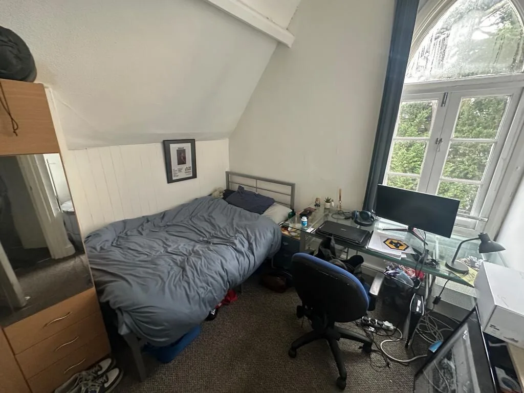 4 bedroom flat for rent