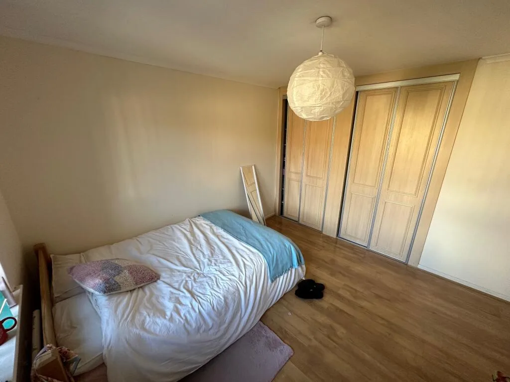 4 bedroom semi-detached house for rent