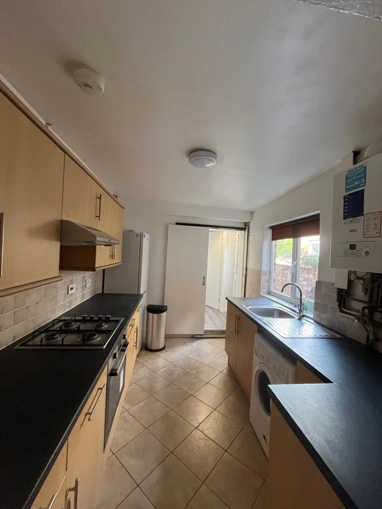 4 bedroom terraced house for rent