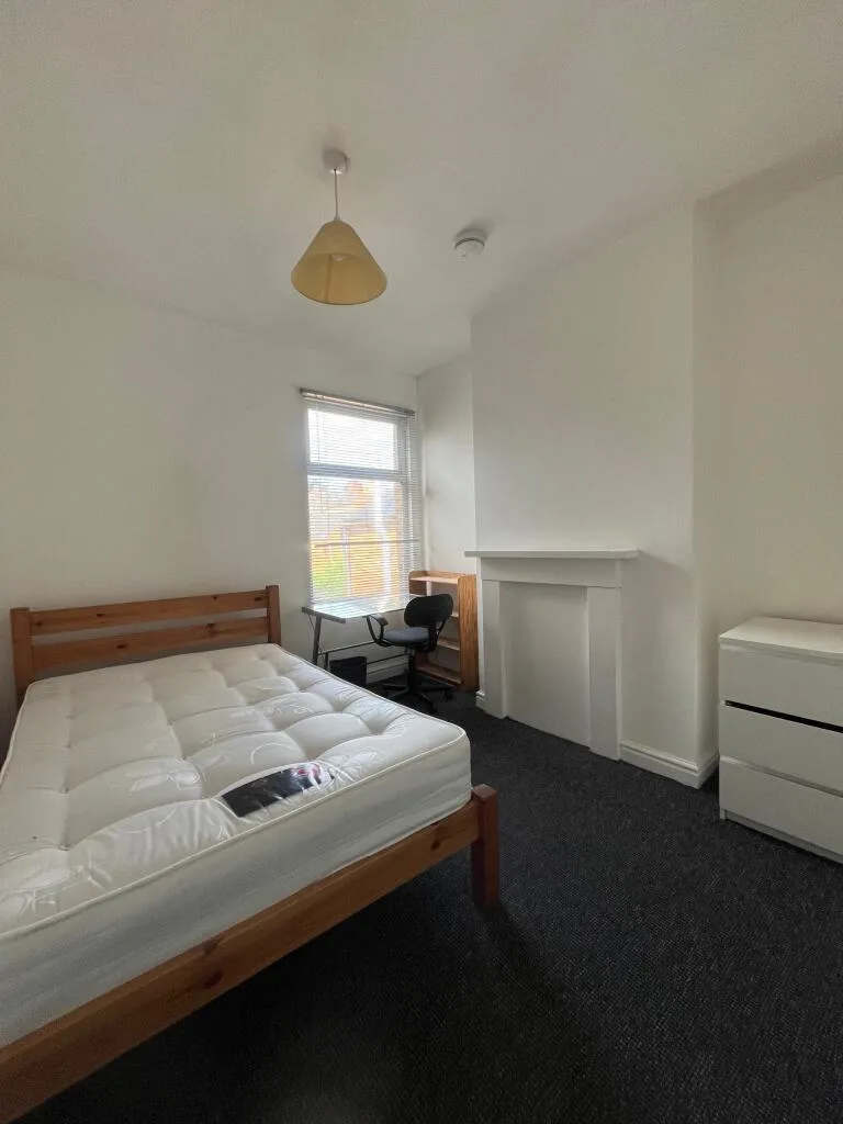 4 bedroom terraced house for rent