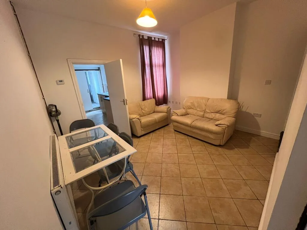 4 bedroom terraced house for rent