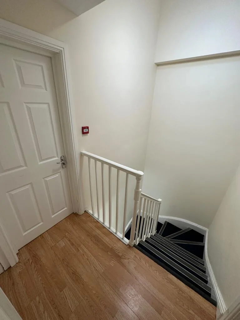 10 bedroom detached house for rent
