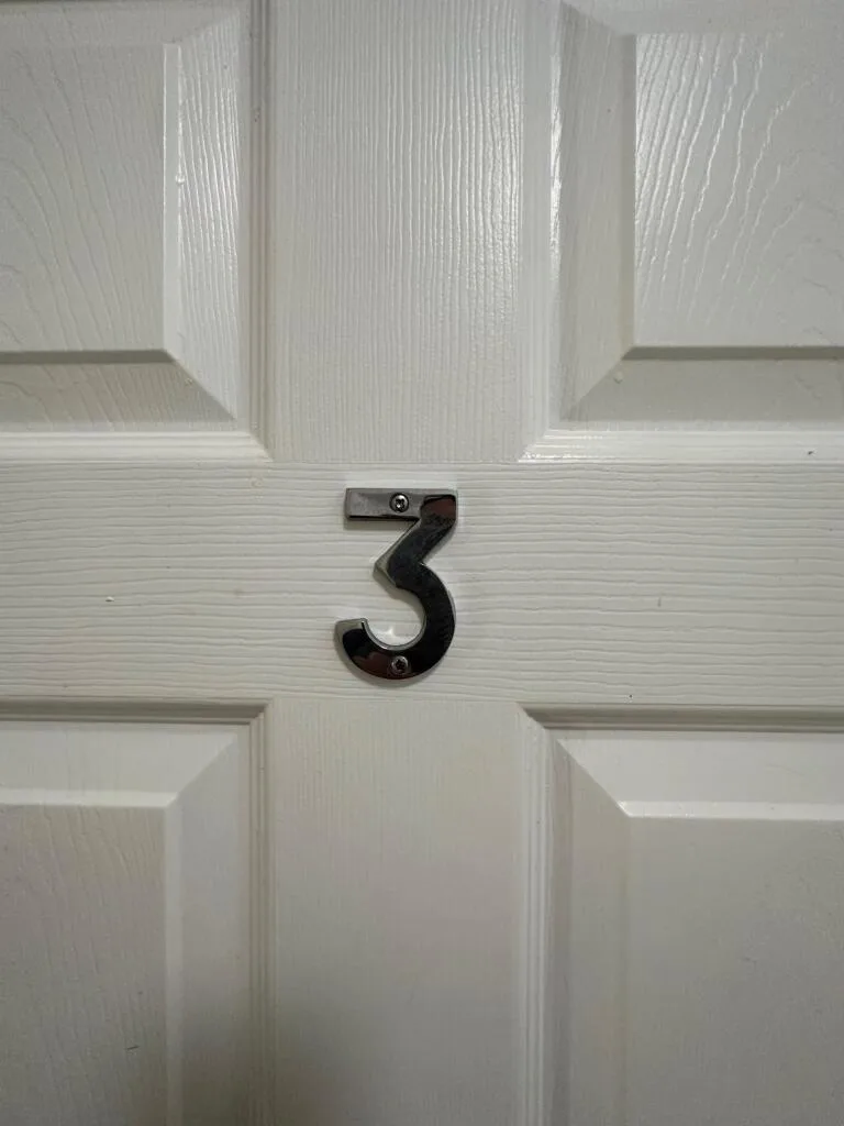 10 bedroom detached house for rent