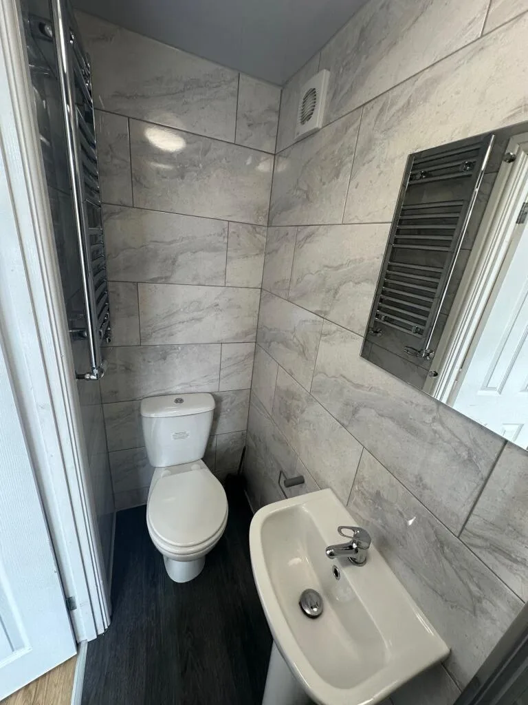 6 bedroom terraced house for rent