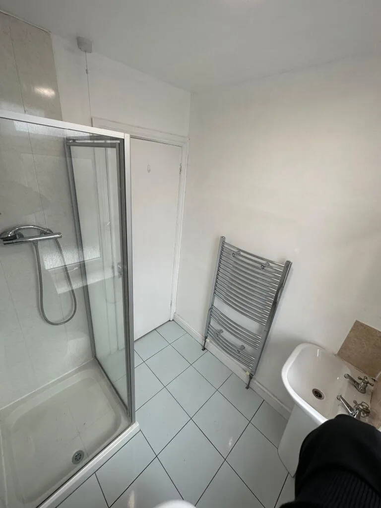 7 bedroom terraced house for rent
