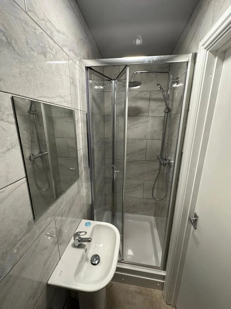 7 bedroom terraced house for rent