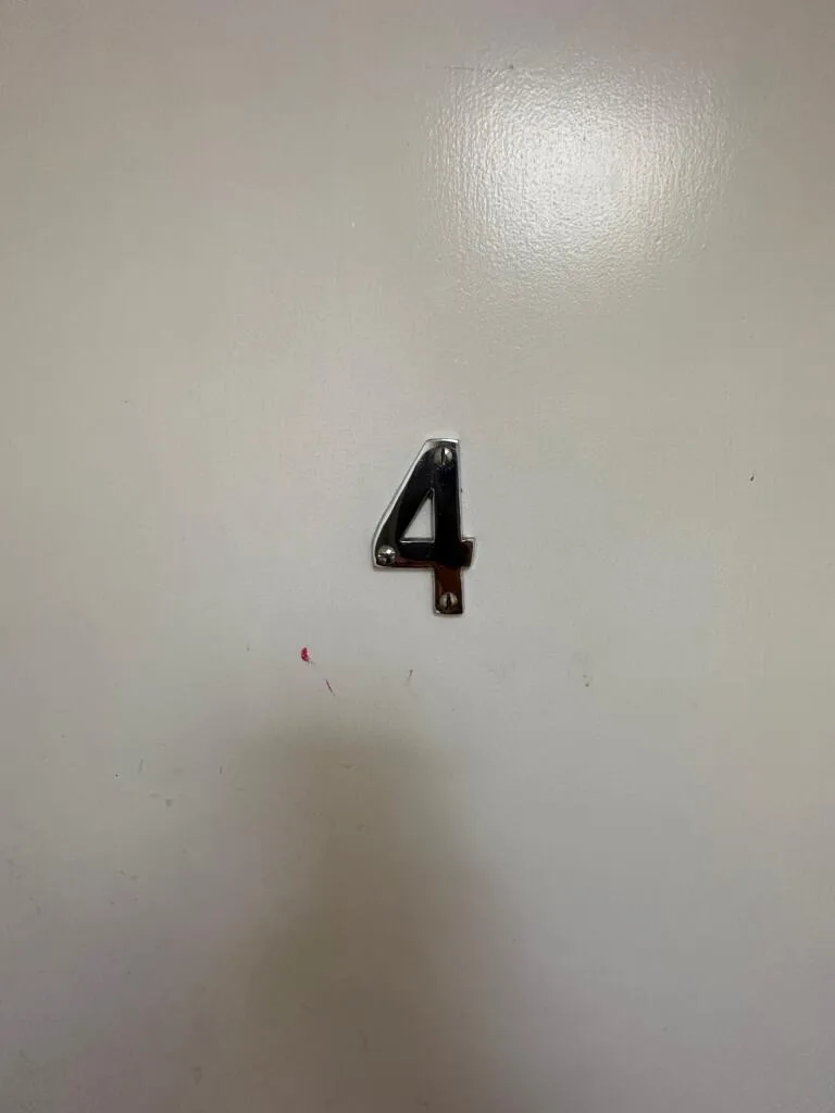 6 bedroom flat for rent