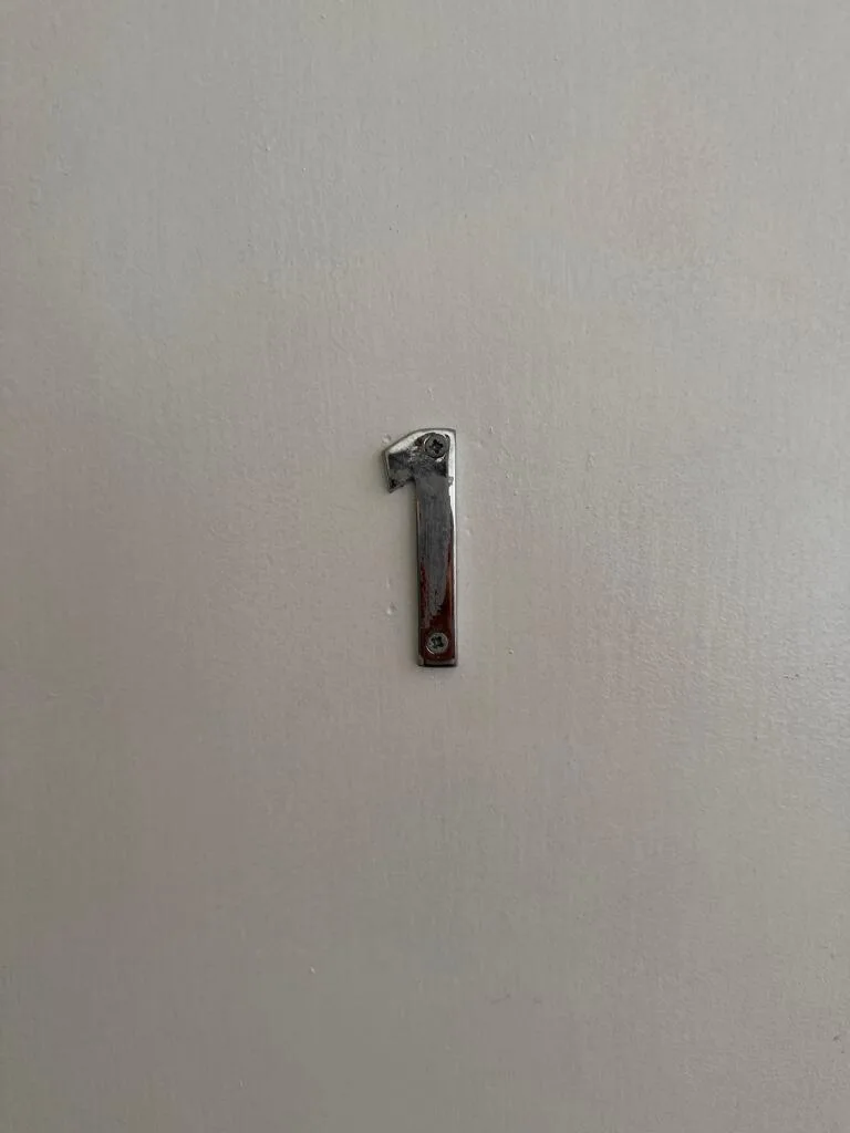 6 bedroom flat for rent