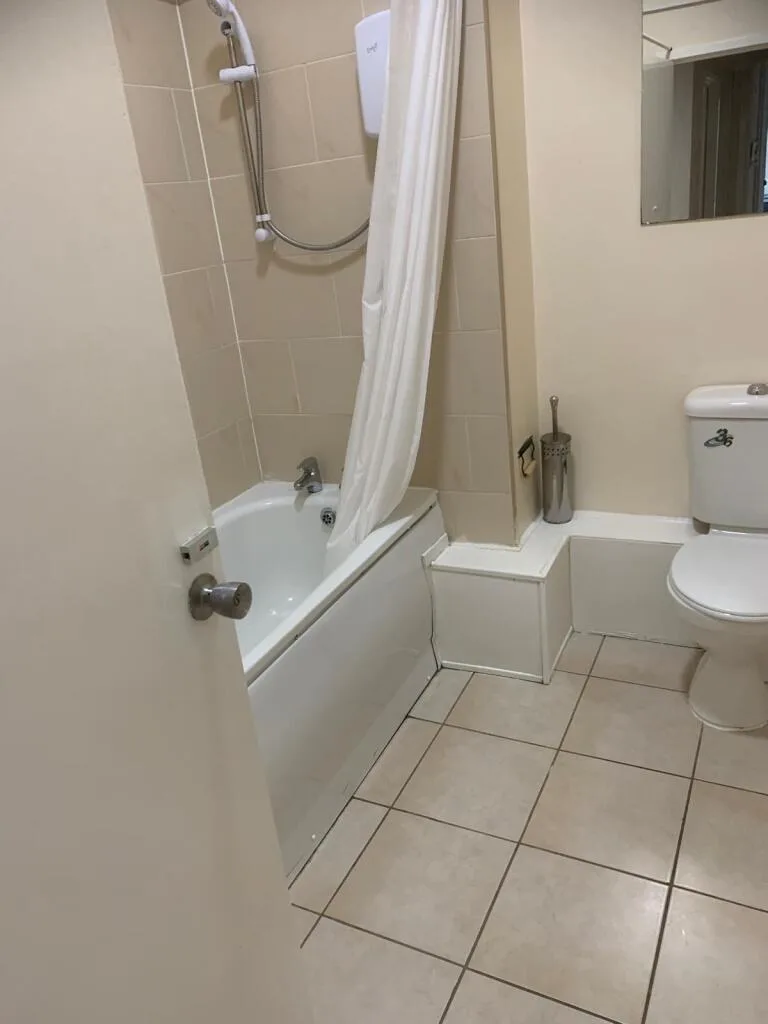 3 bedroom flat for rent
