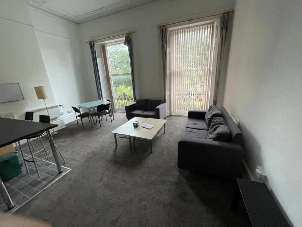 3 bedroom flat for rent