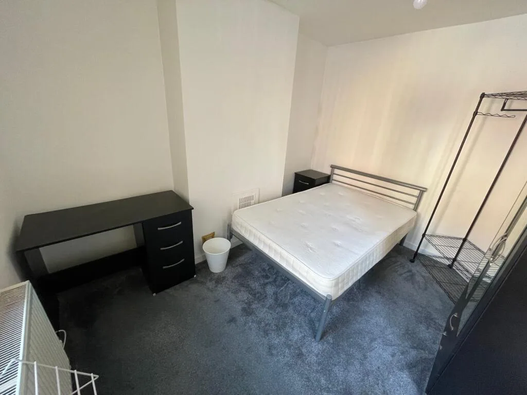 4 bedroom terraced house for rent