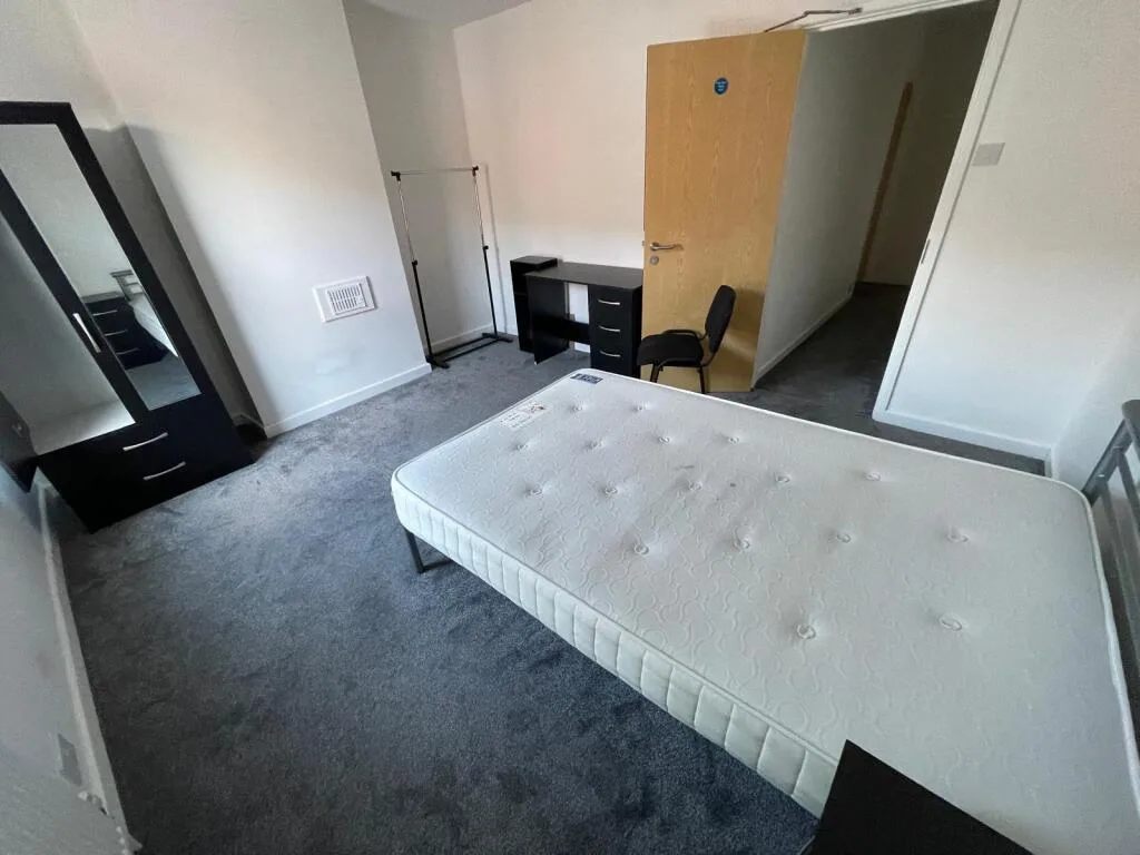 4 bedroom terraced house for rent