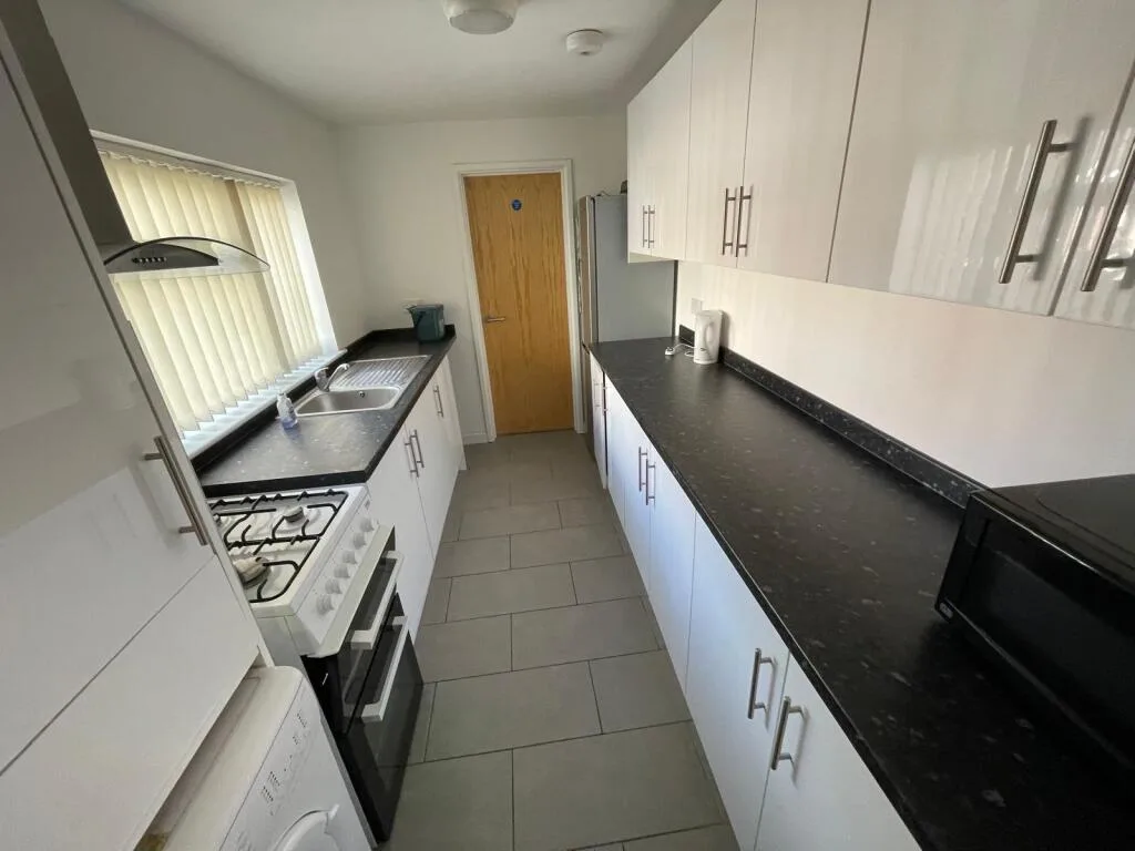 4 bedroom terraced house for rent