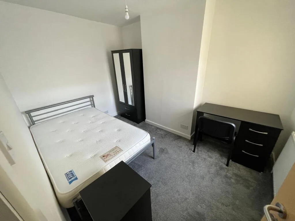 4 bedroom terraced house for rent