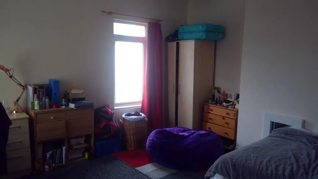 5 bedroom terraced house for rent