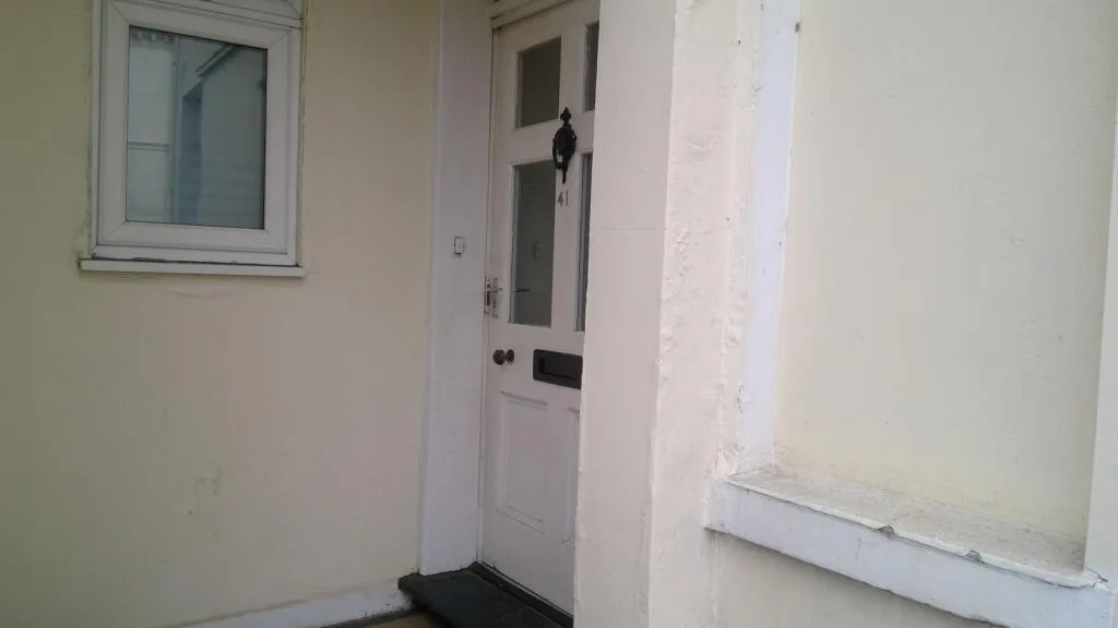 5 bedroom terraced house for rent