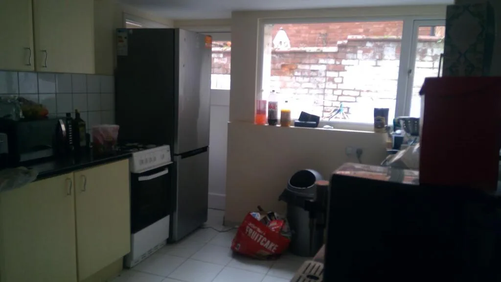 5 bedroom terraced house for rent