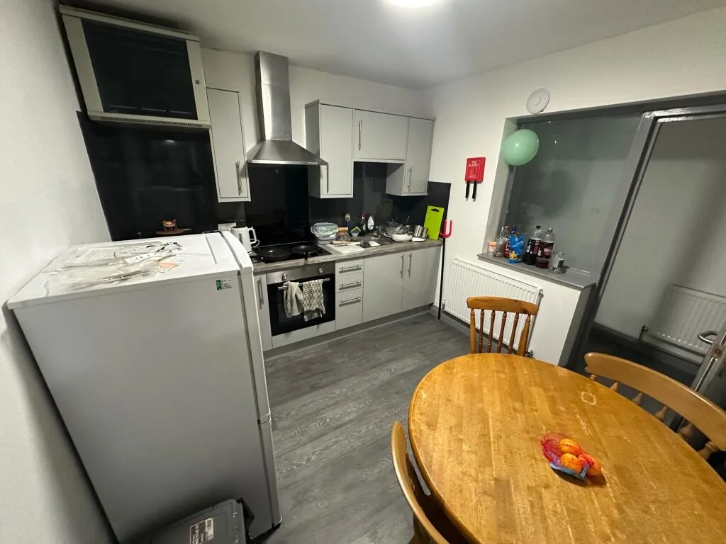 3 bedroom flat for rent