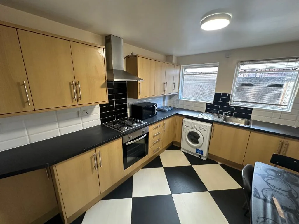 3 bedroom apartment for rent