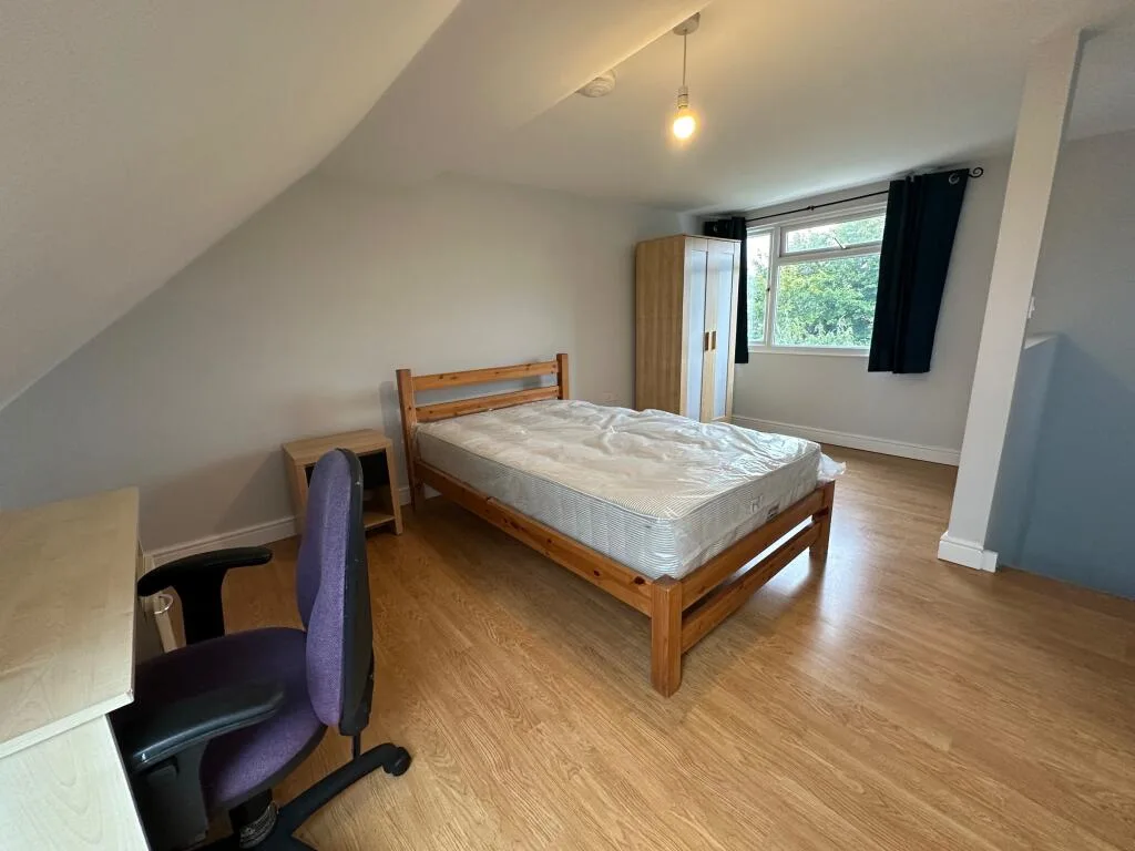 4 bedroom terraced house for rent