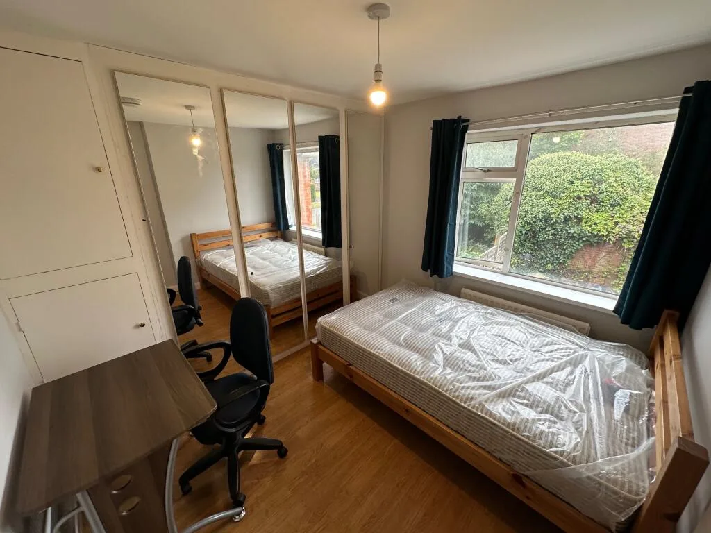4 bedroom terraced house for rent