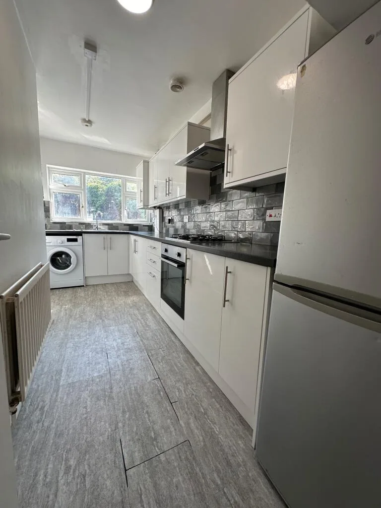 4 bedroom terraced house for rent