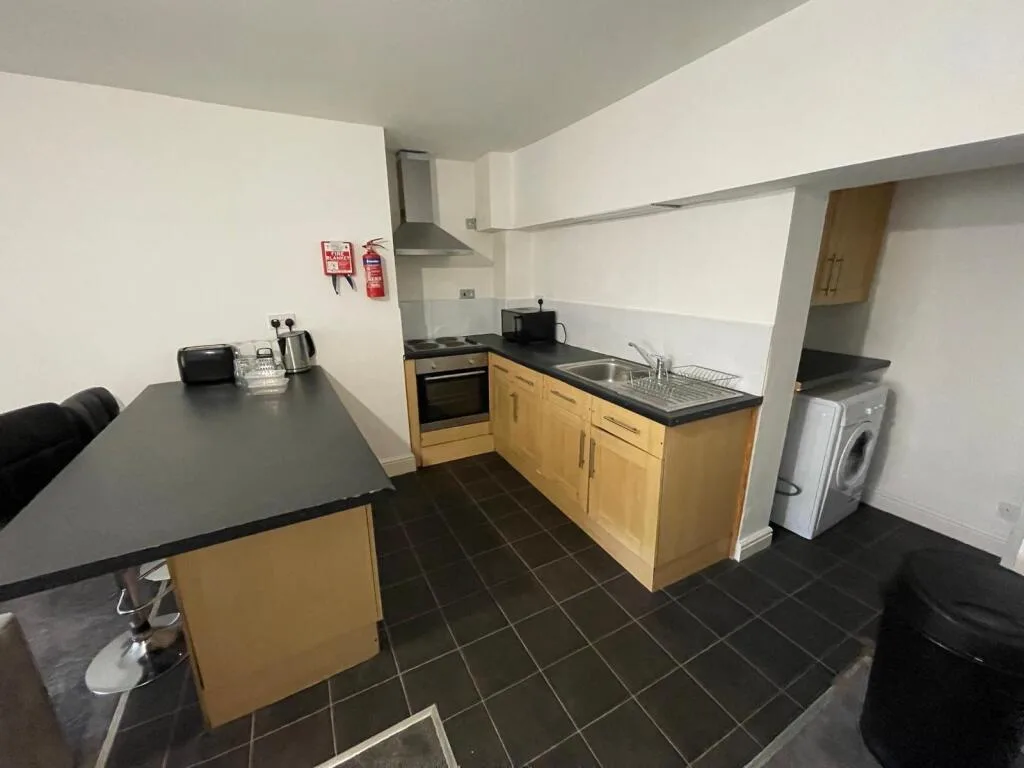 3 bedroom flat for rent