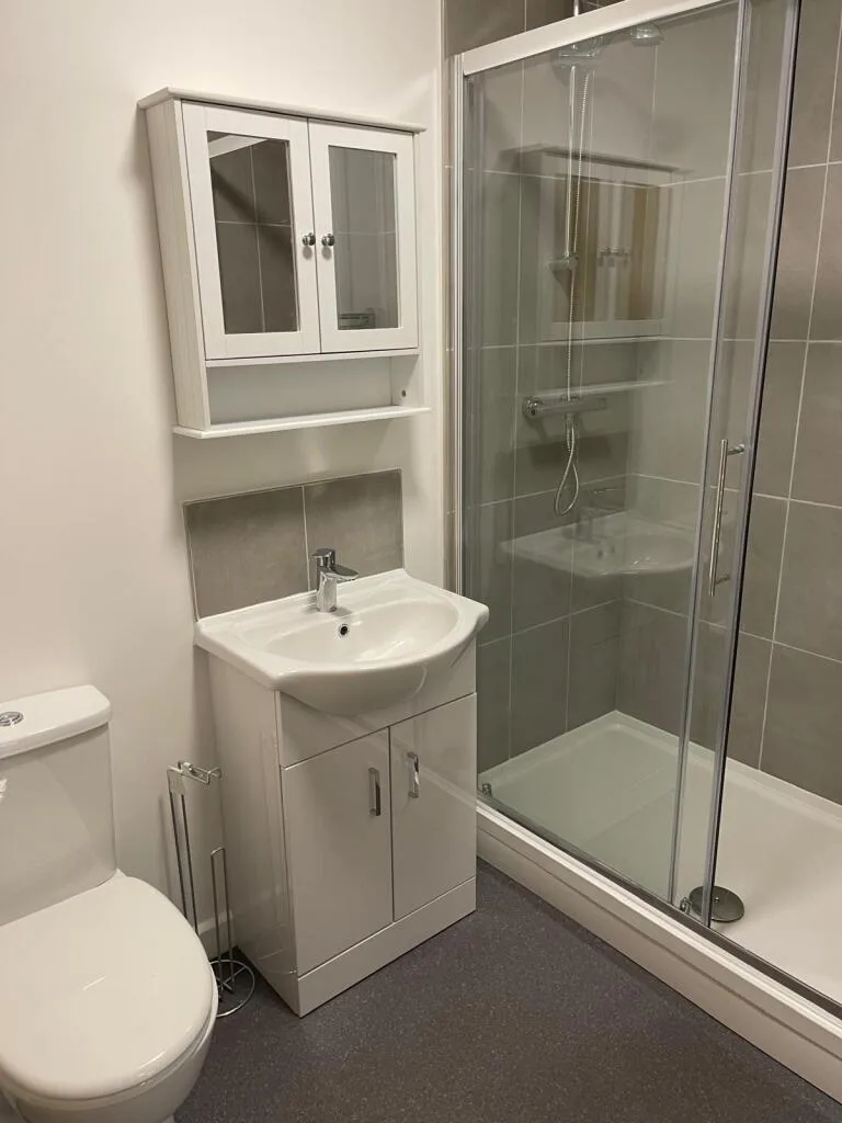 4 bedroom flat for rent