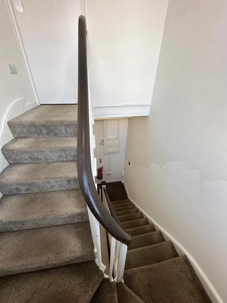 10 bedroom flat for rent