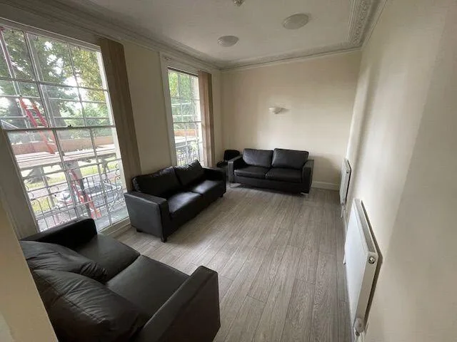 9 bedroom flat for rent