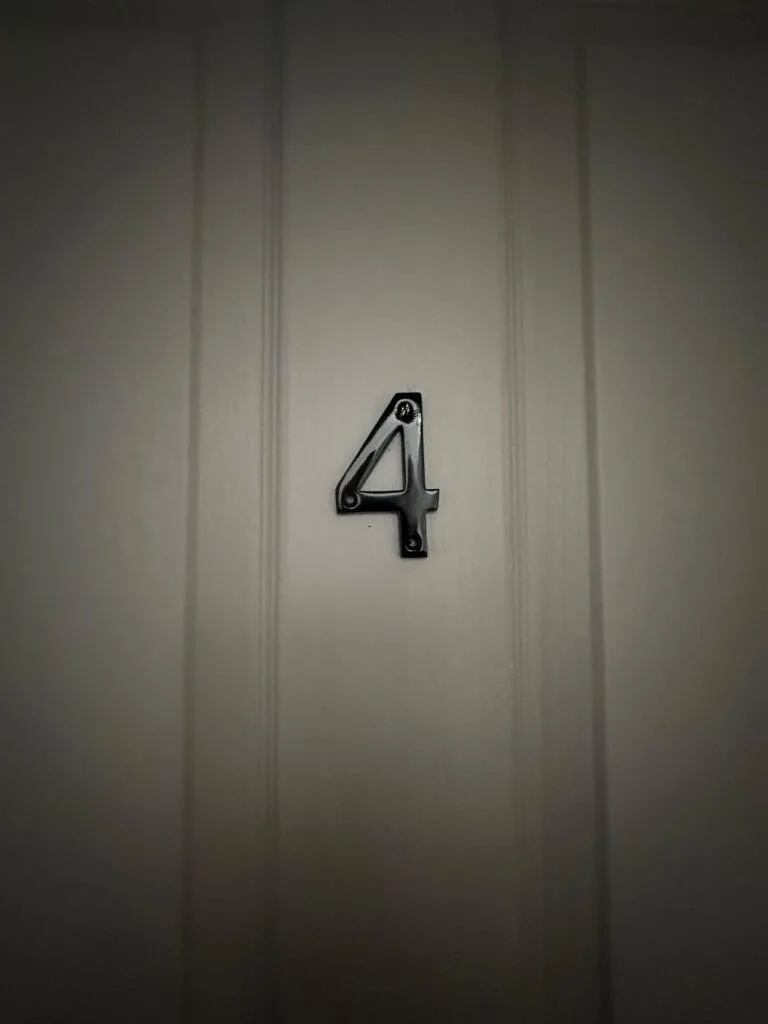 5 bedroom flat for rent