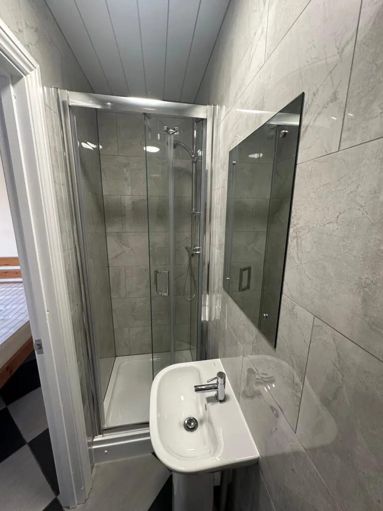 4 bedroom flat for rent