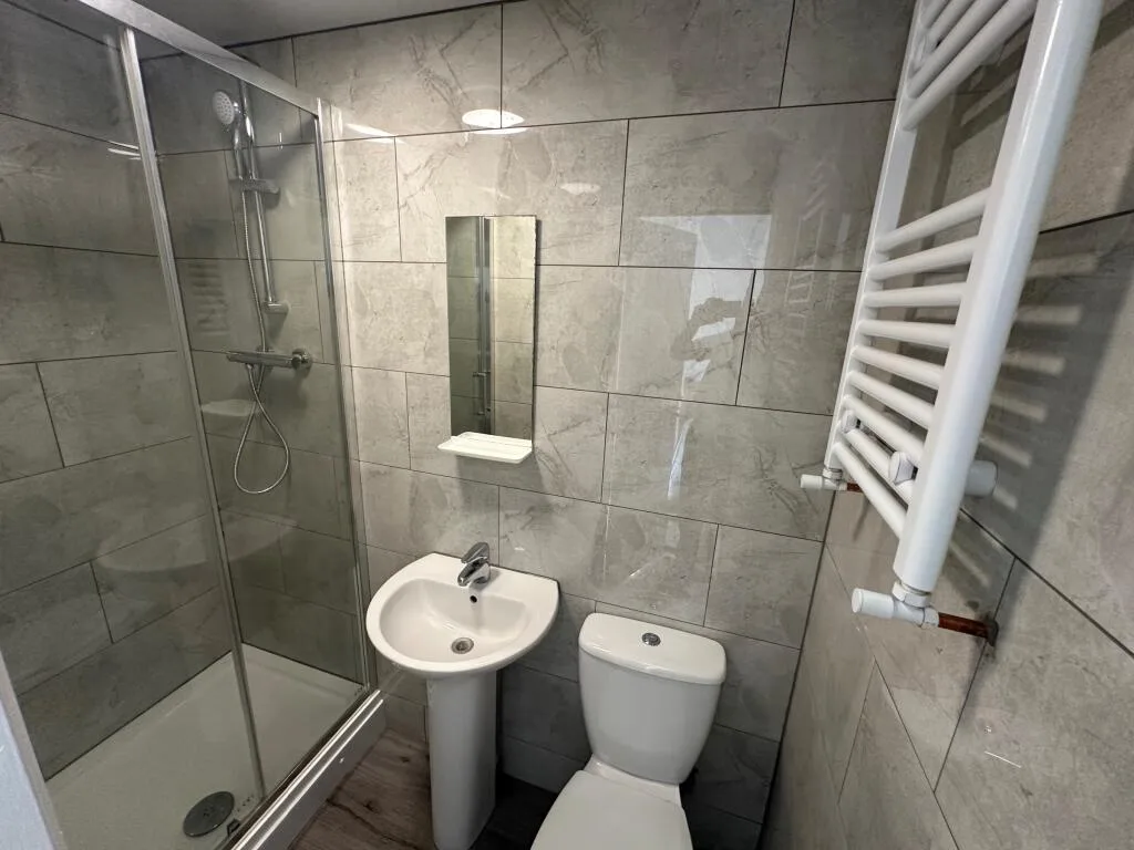 4 bedroom flat for rent