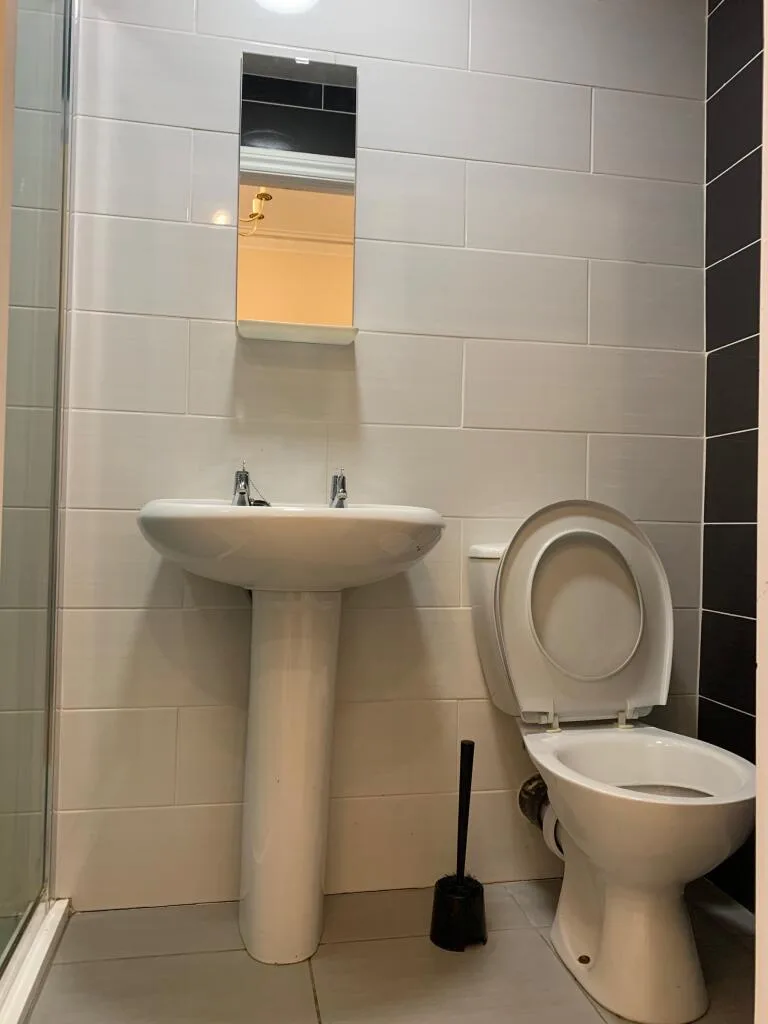 4 bedroom flat for rent