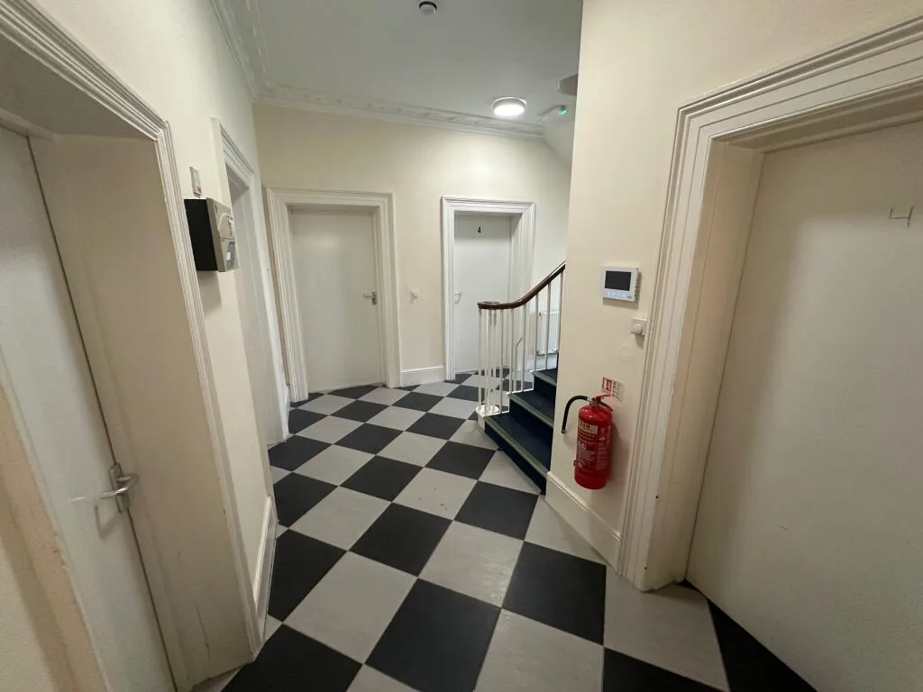 4 bedroom flat for rent