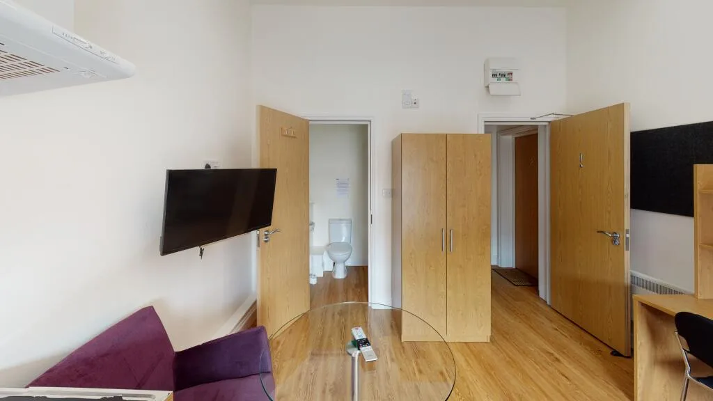 Studio flat for rent