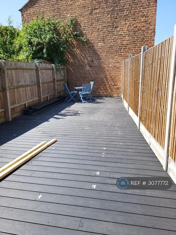 4 bedroom terraced house for rent