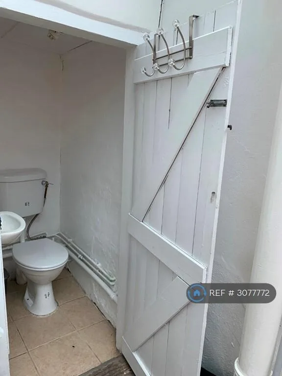 4 bedroom terraced house for rent