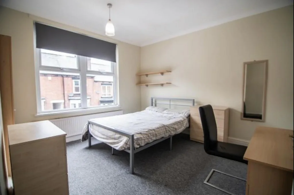 4 bedroom terraced house for rent