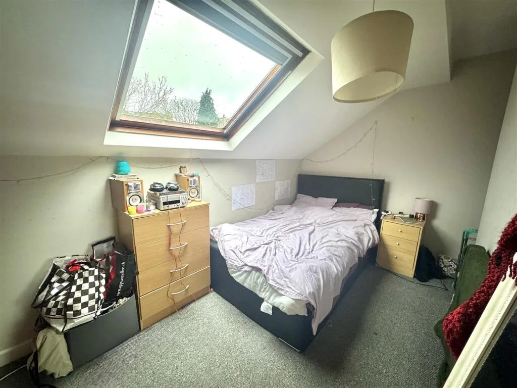 4 bedroom terraced house for rent