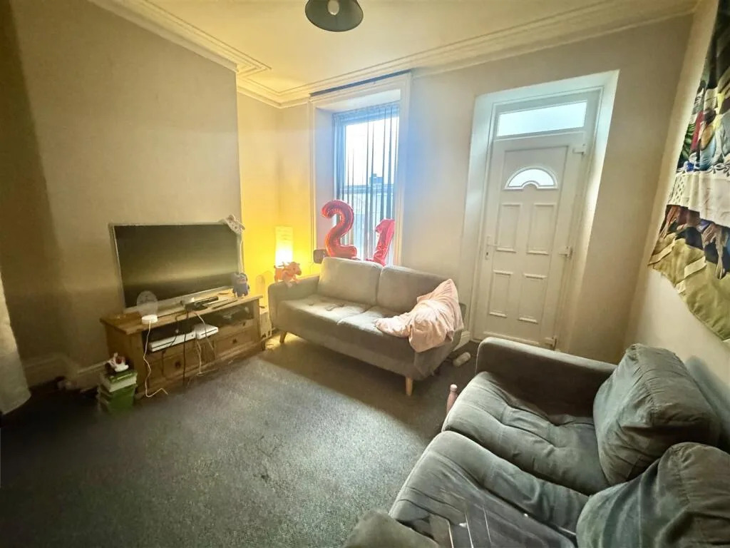 4 bedroom terraced house for rent