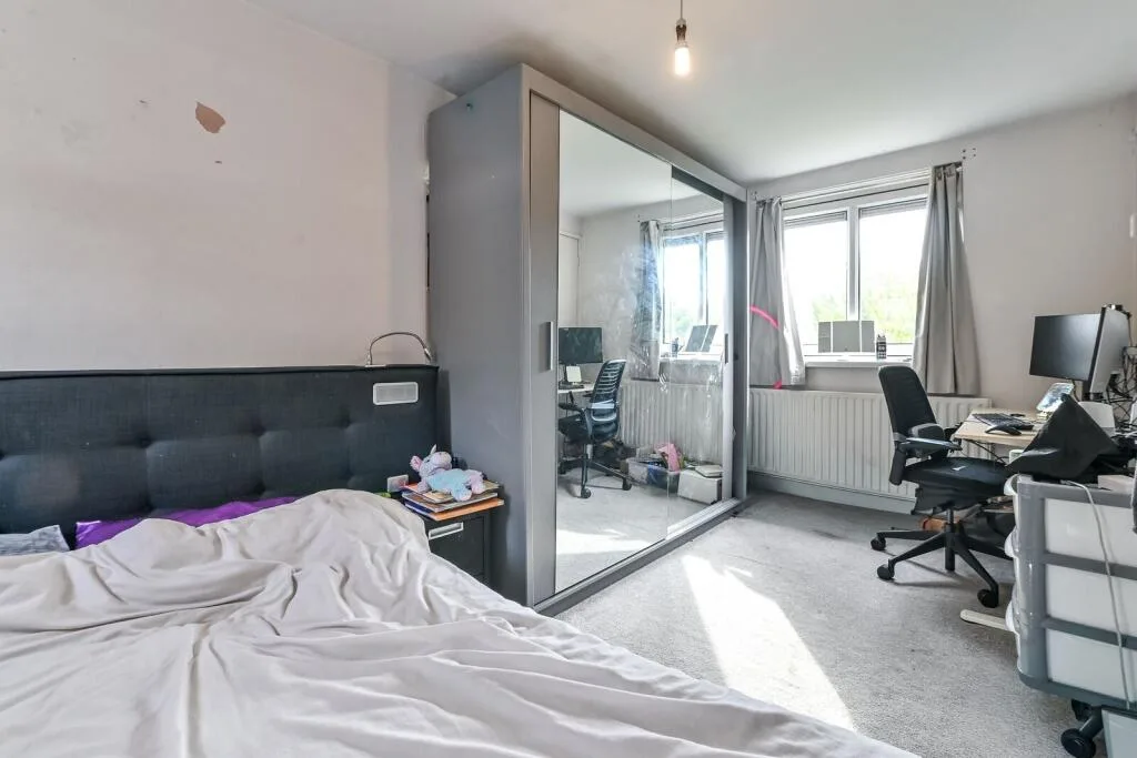 2 bedroom maisonette for rent