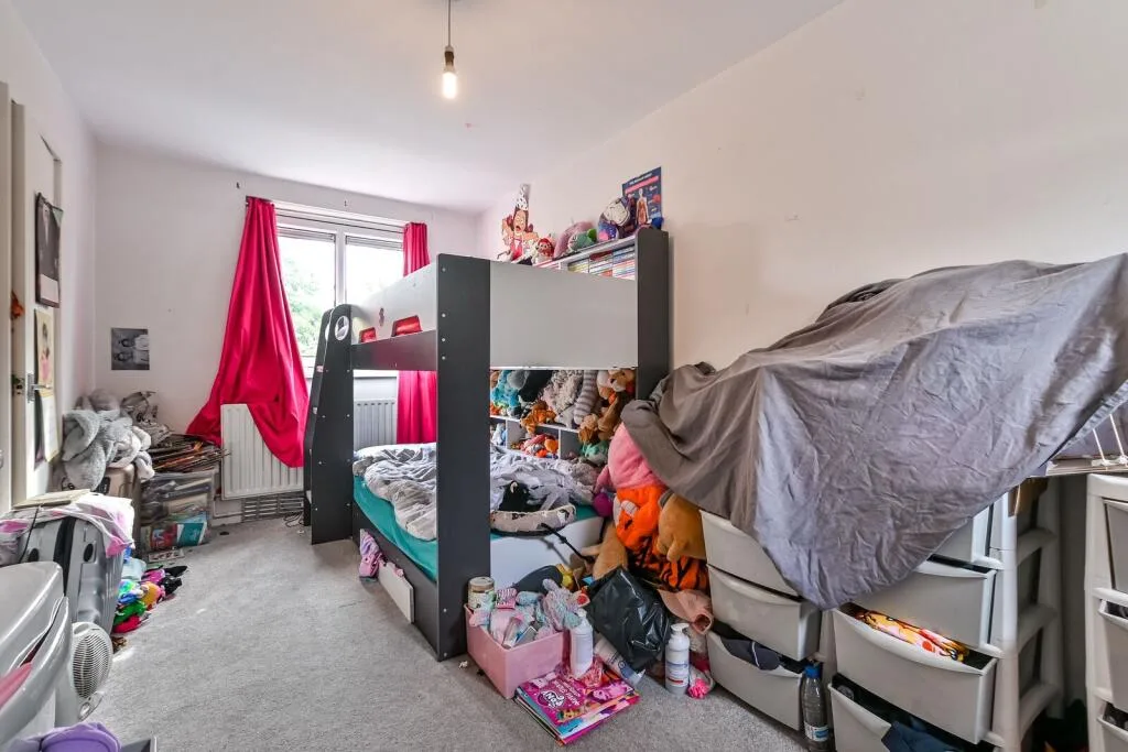2 bedroom maisonette for rent